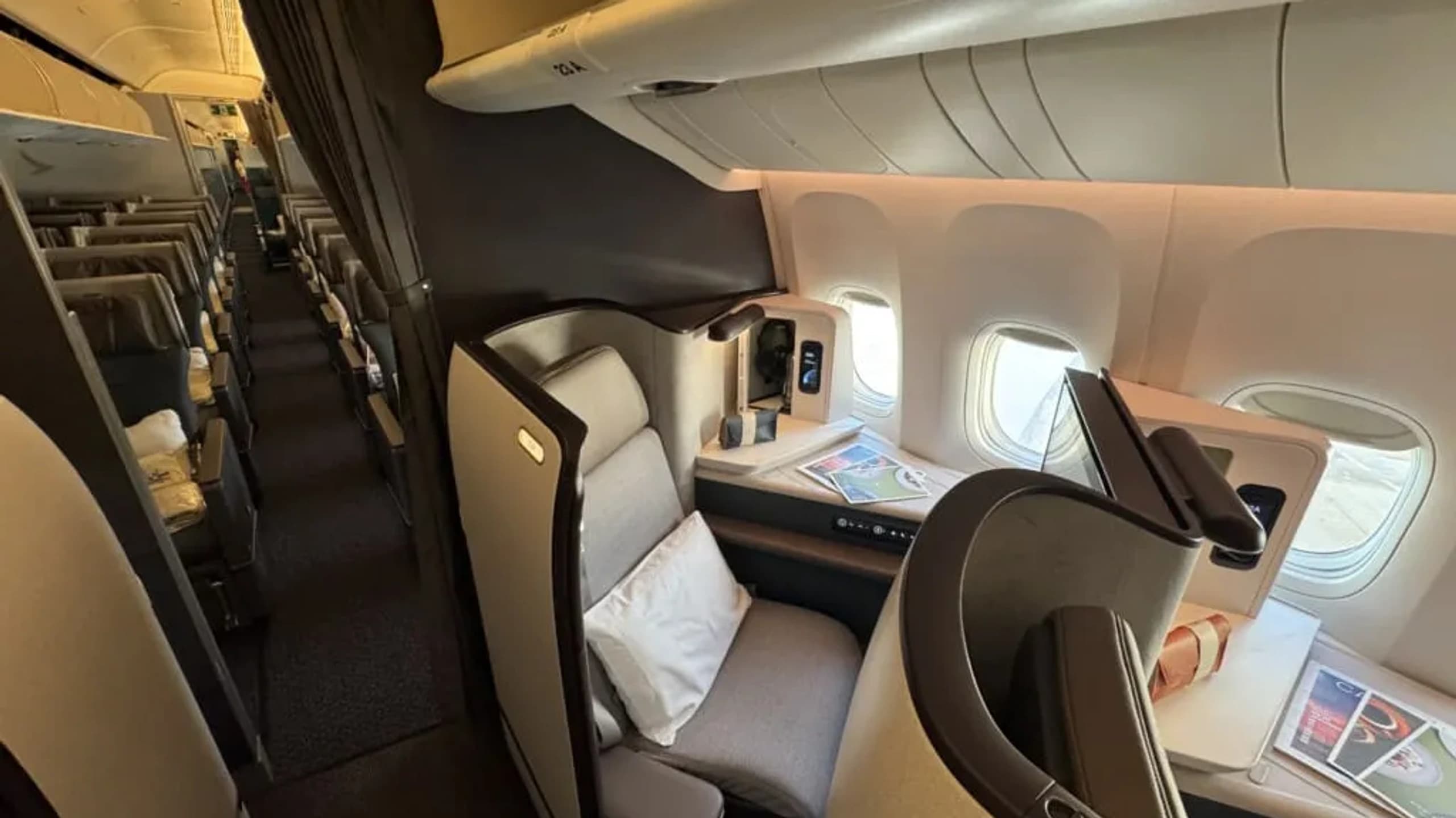 Cathay Pacific Aria Suite review: the new business class contender