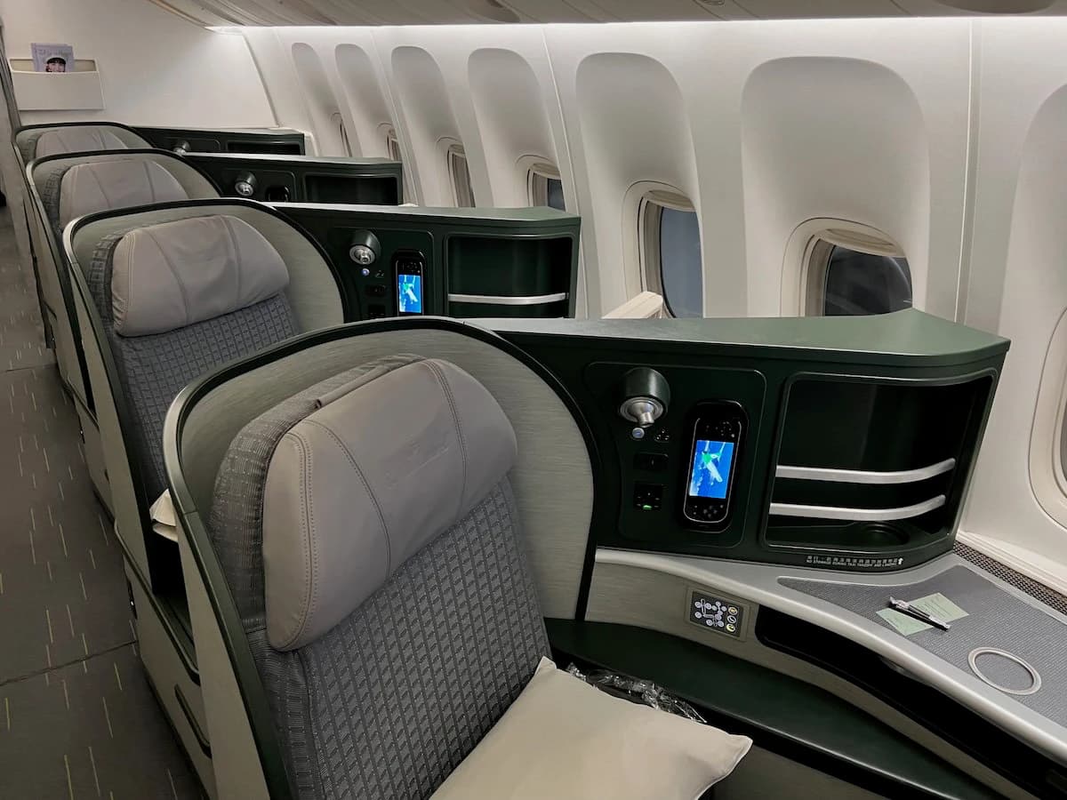 40,500 Avios off-peak from JFK to a lie-flat seat like this — the best transatlantic award value flying right now