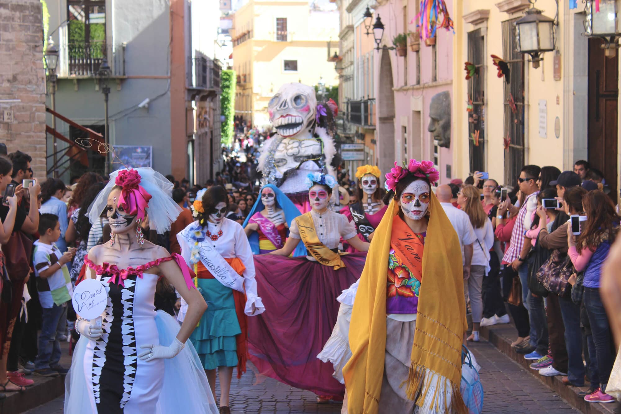 Dia De Los Muertos parade at León, Mexico. Photo by Amaury.