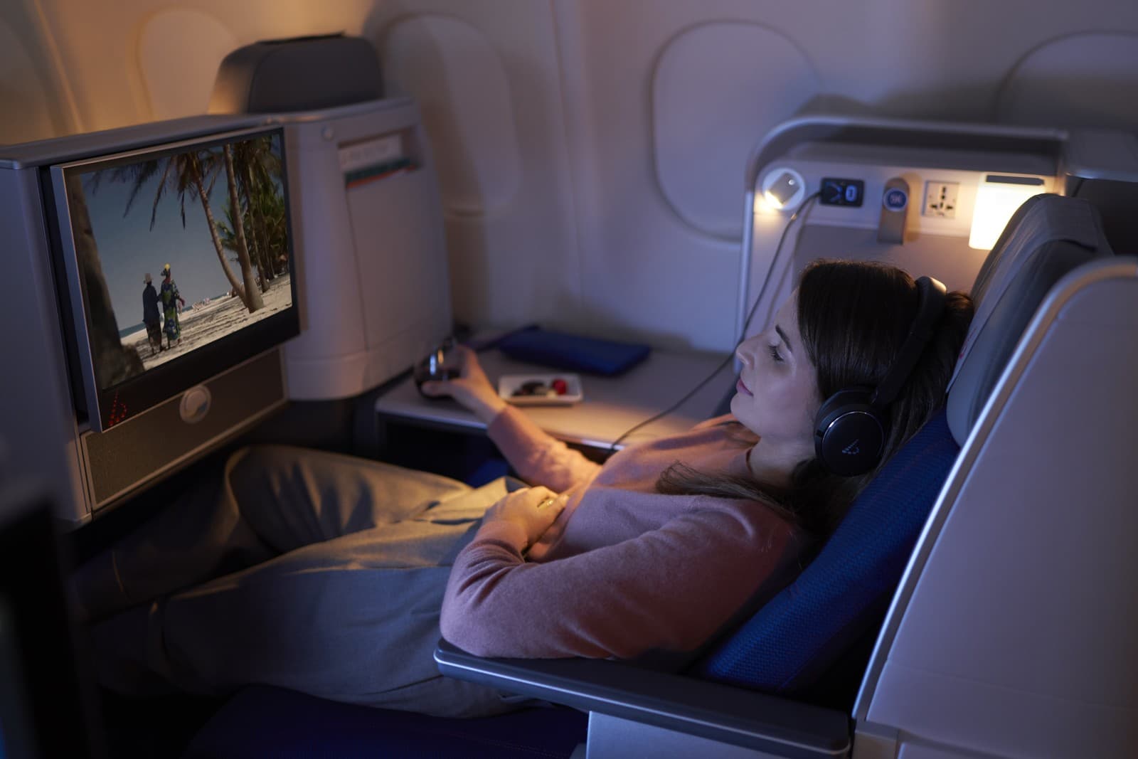 The Business Class seat with a large 15.6-inch high-definition touchscreen on Brussels Airlines' Airbus A330 aircraft. Photo by Brussels Airlines.