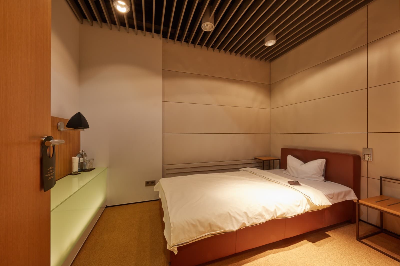 Private bedroom in the Lufthansa First Class Lounge at Frankfurt Airport