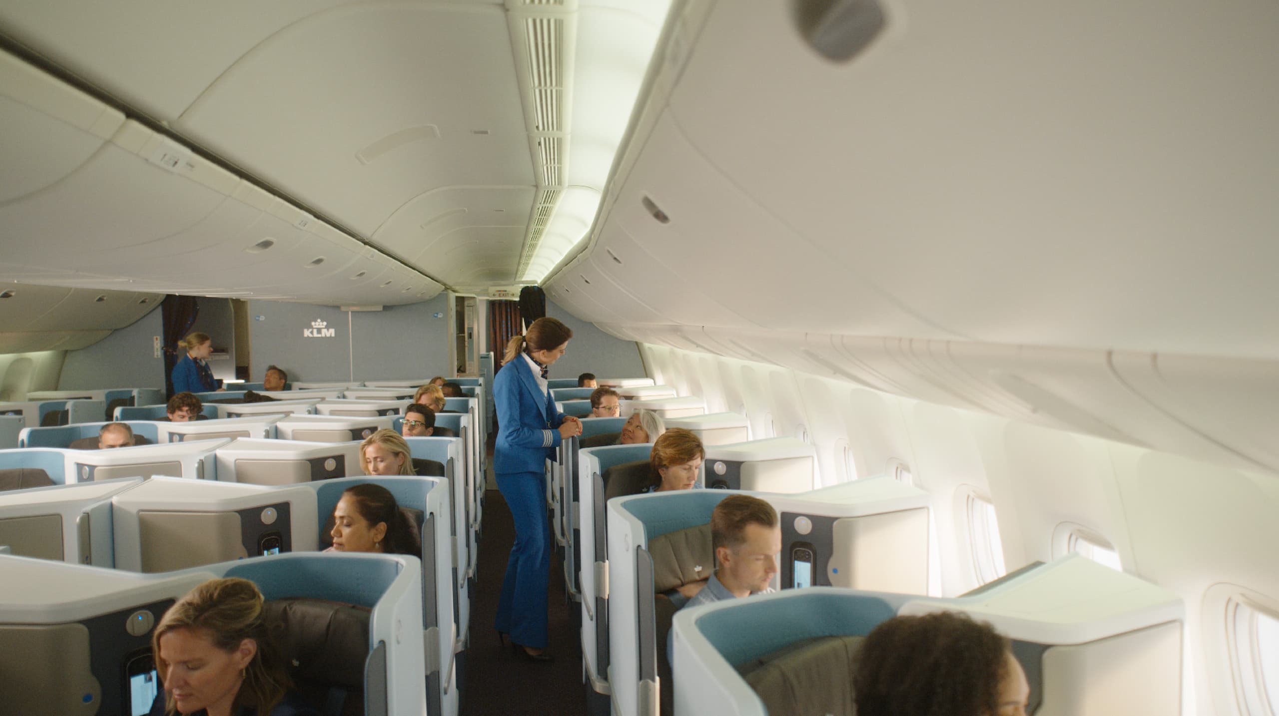 KLM introduces new World Business Class seats aboard B777 fleet