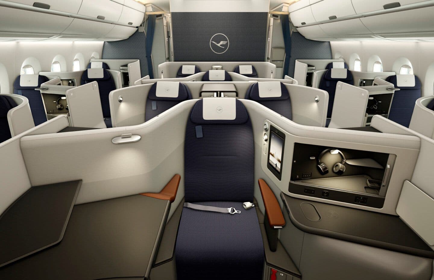 First Class Extra Space Seat - Lufthansa Allegris