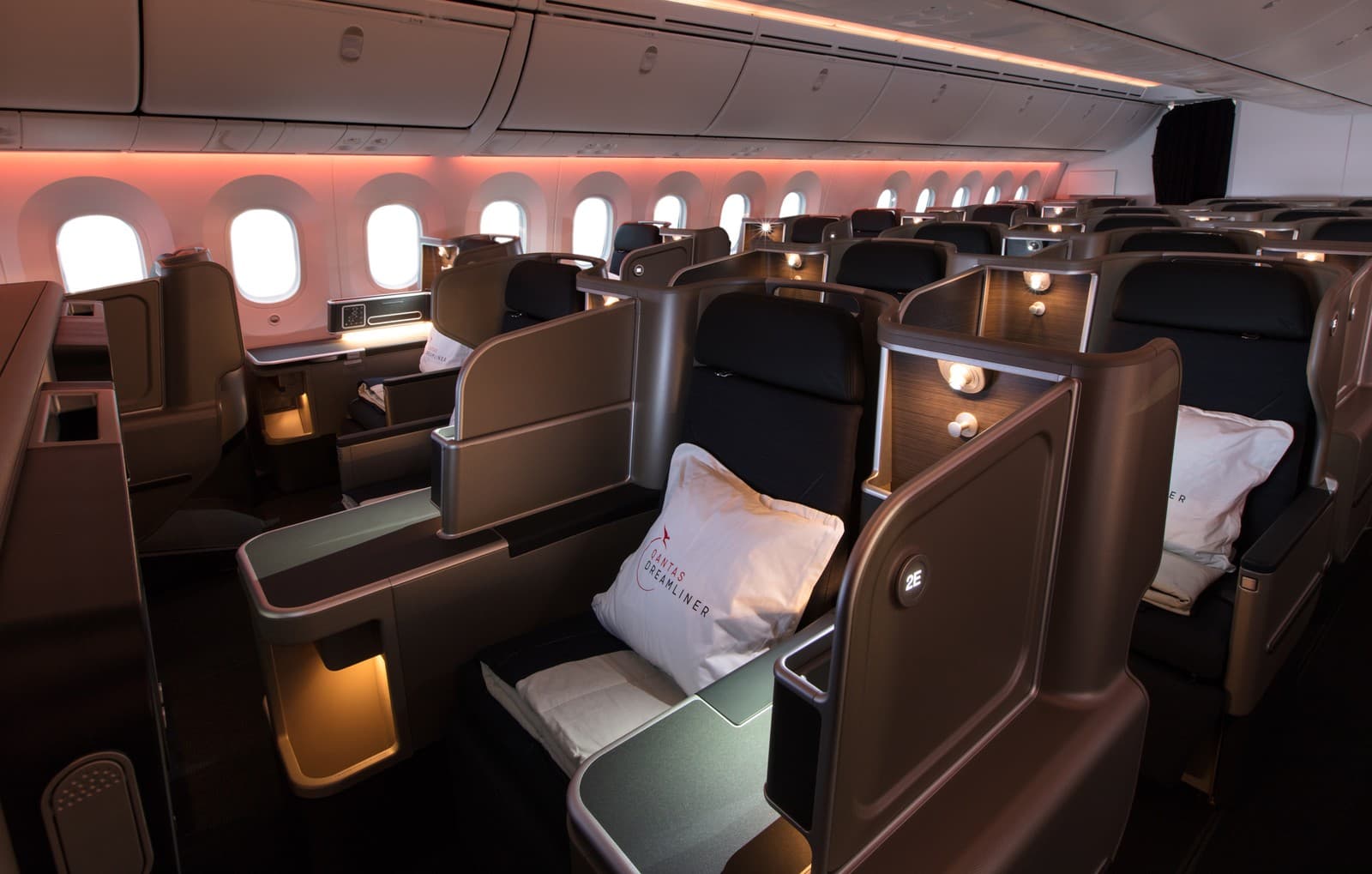 Qantas Airlines Business Class on Boeing 878 Dreamliner. Photo by Qantas Airlines.