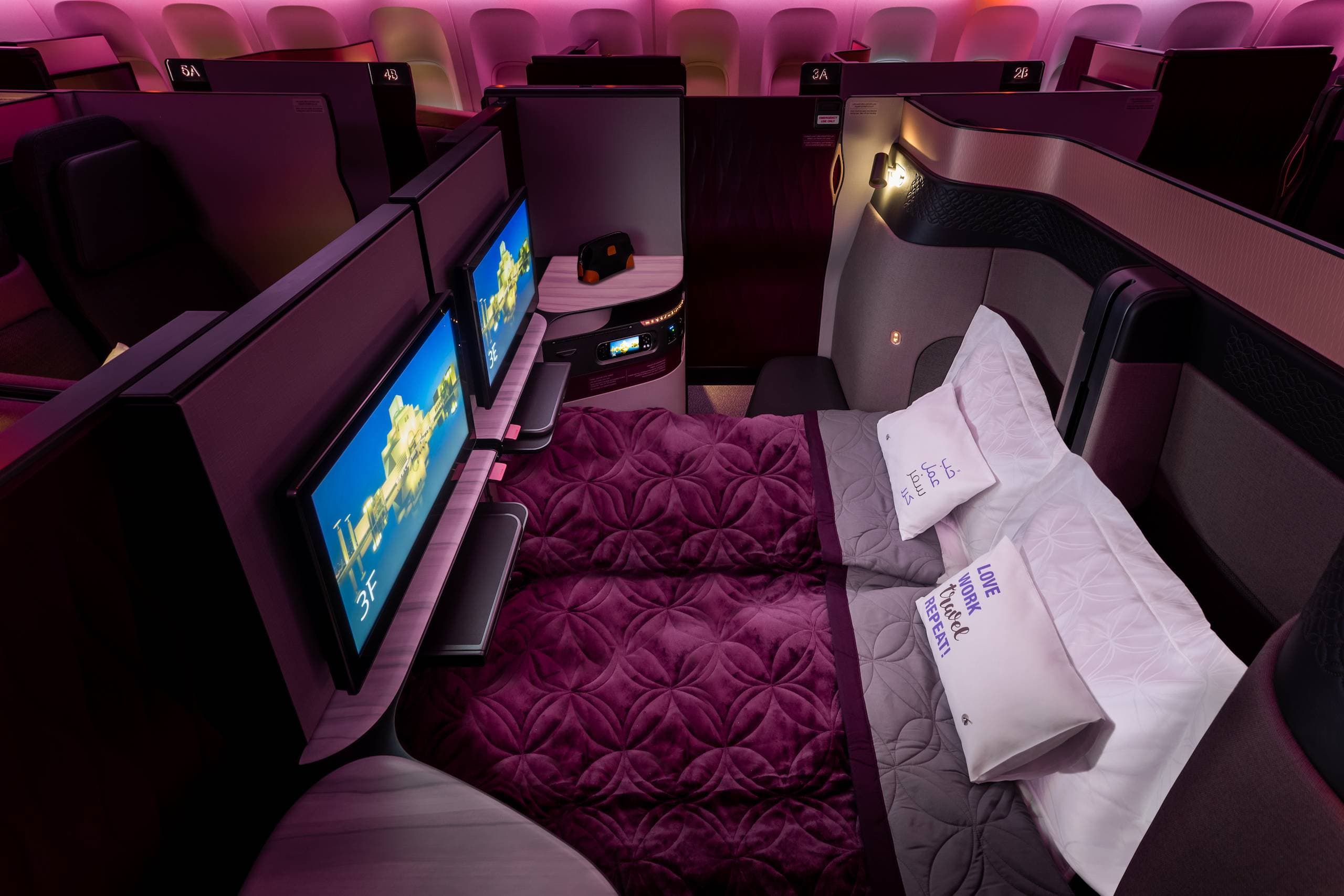 Qatar Airways business class seats - Qsuite - Double Suites