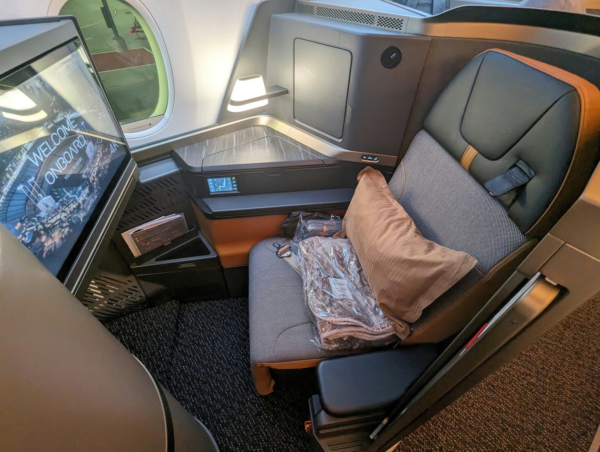 Starlux Airlines Business Class Seats on Airbus A350