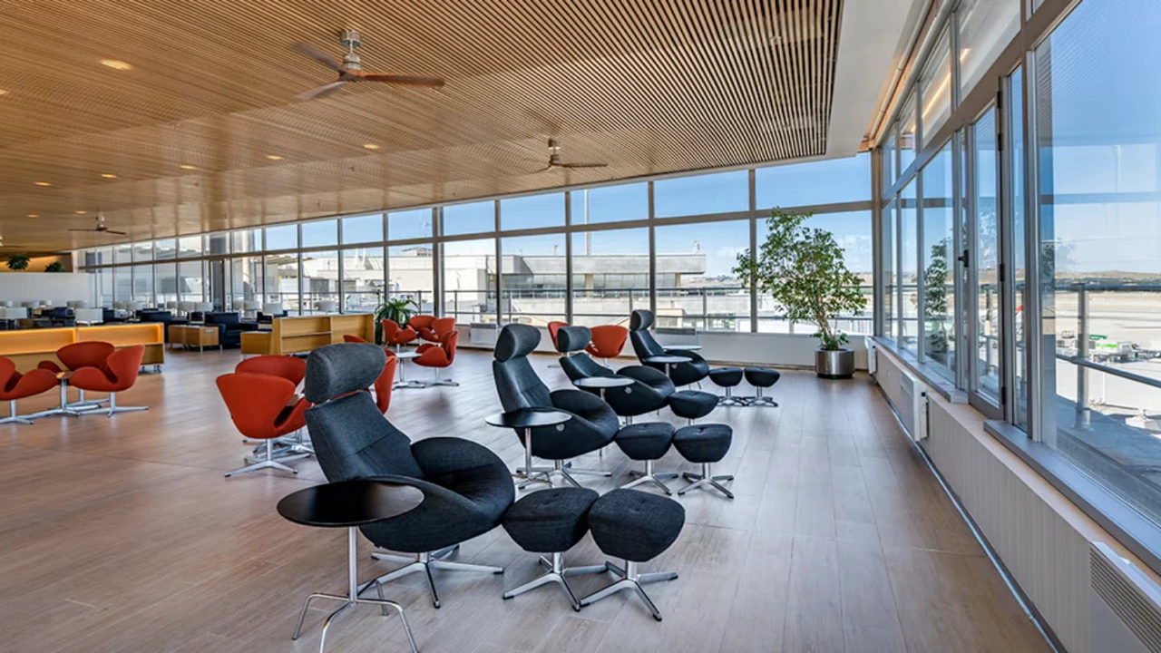Air Europa business class lounge