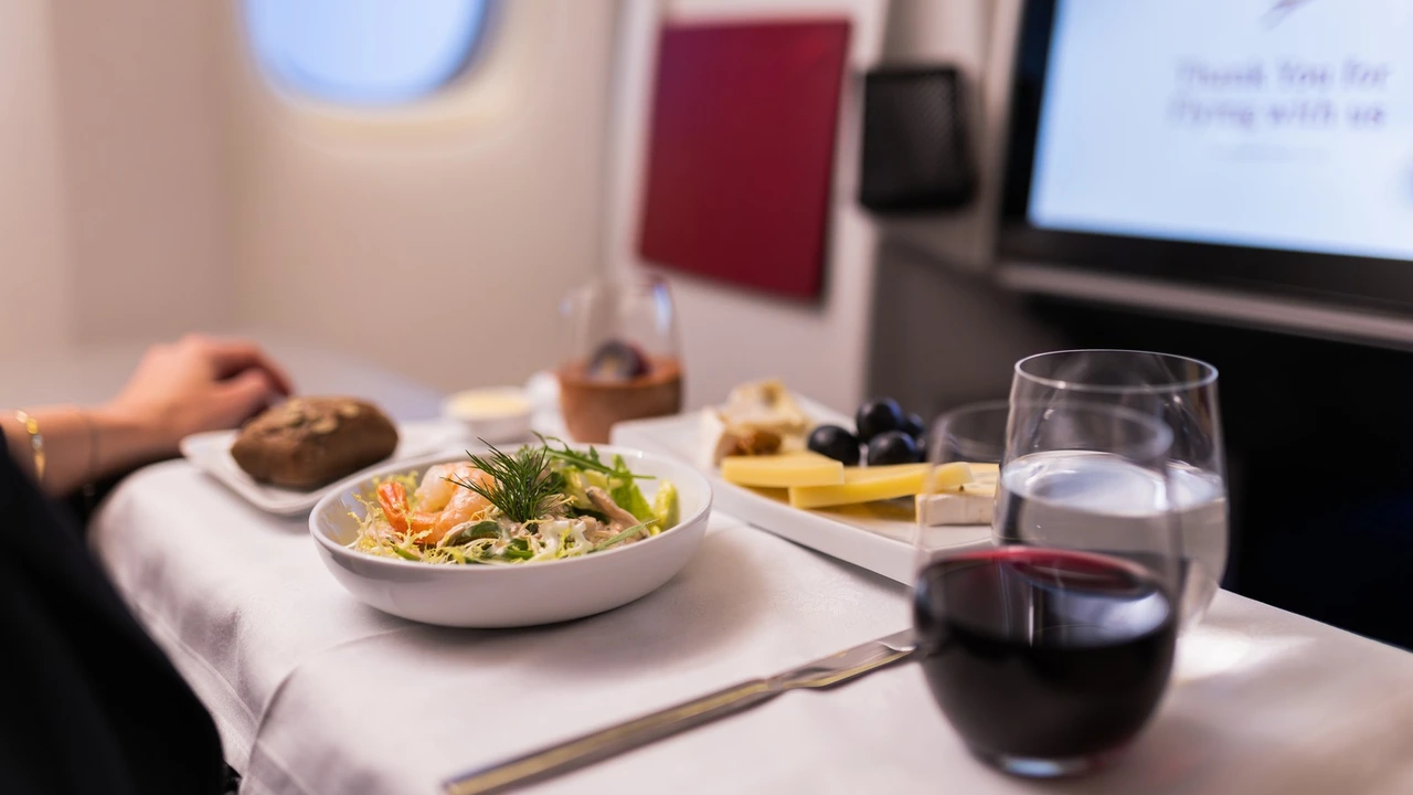 Austrian Airlines business class dining