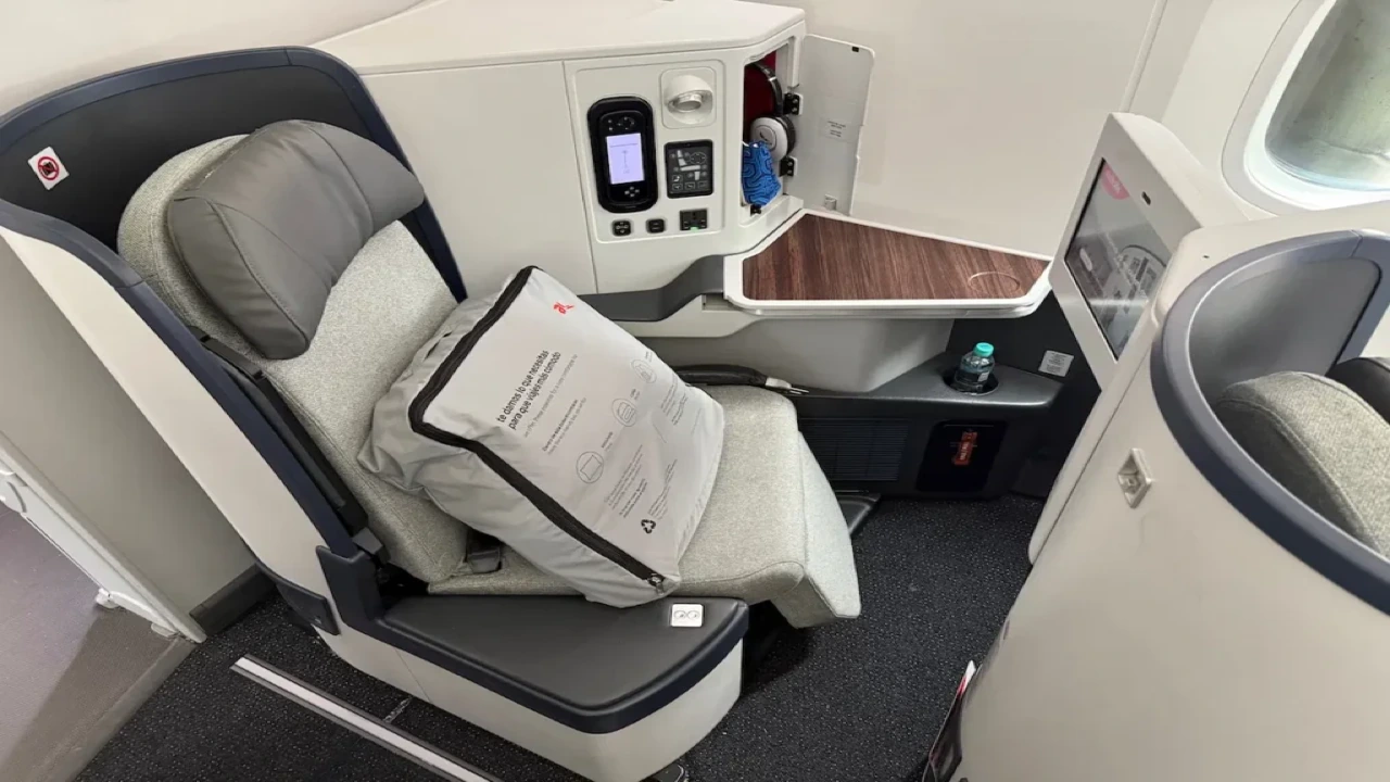Avianca business class seat