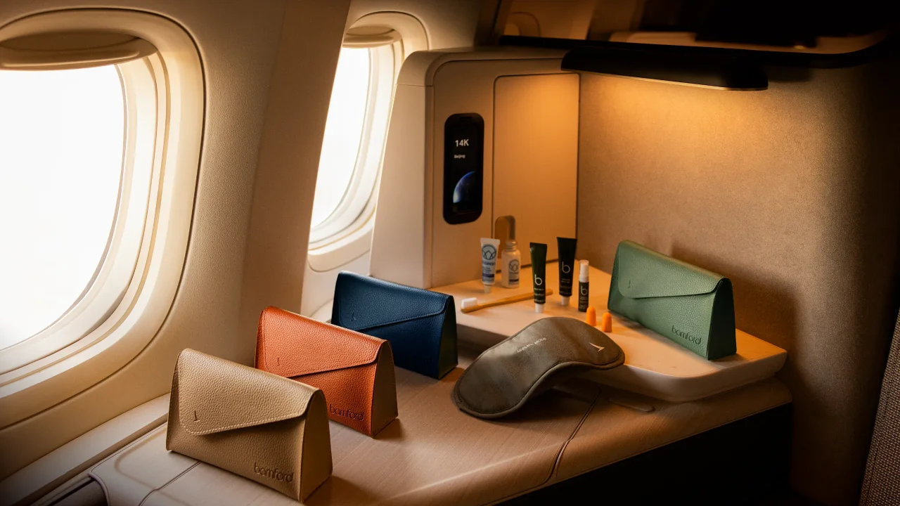 Cathay Pacific vs China Eastern Airlines business class cabin detail