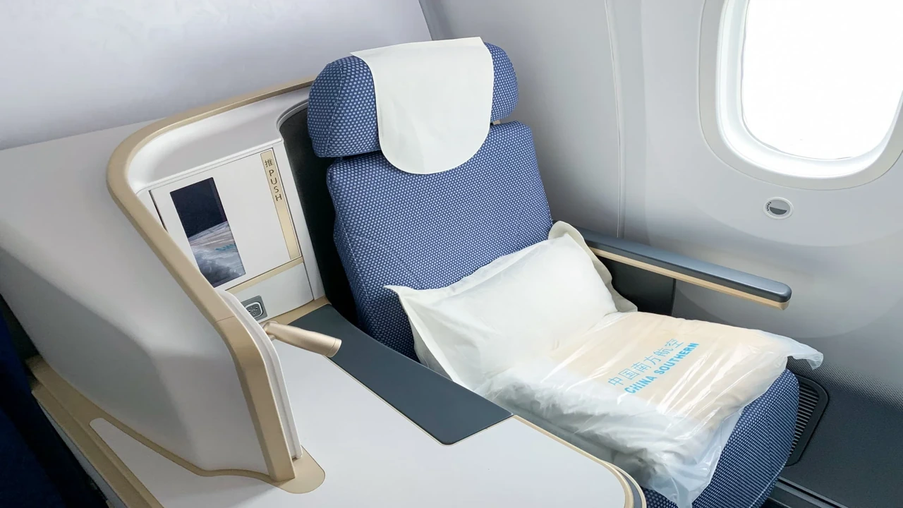 China Southern Airlines business class seat