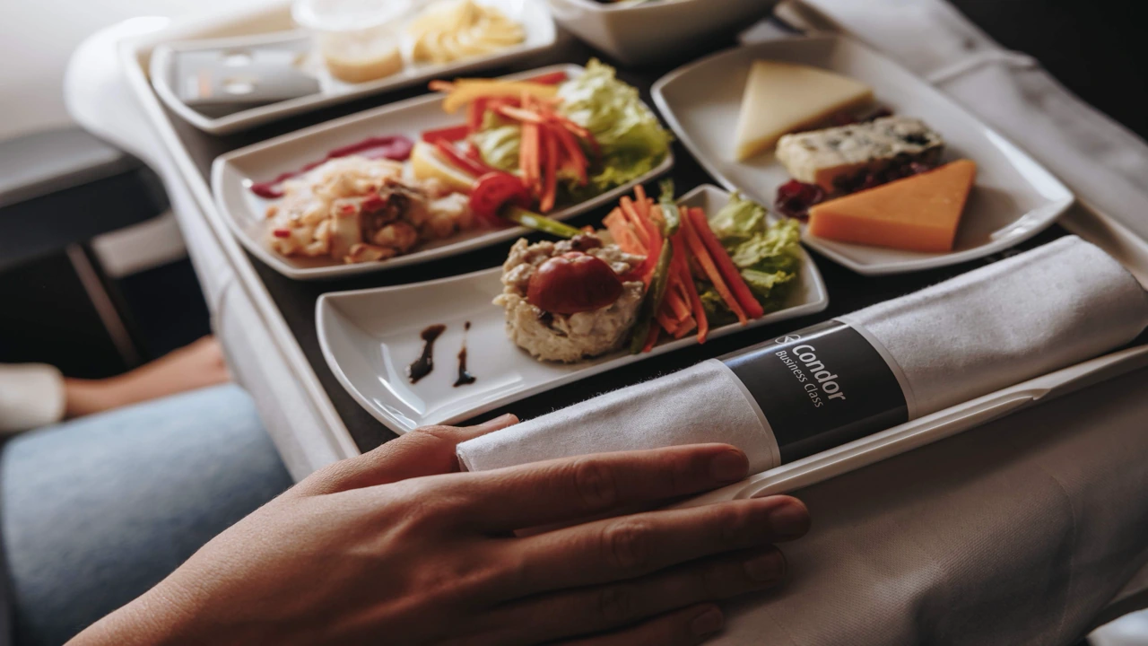 Condor business class dining