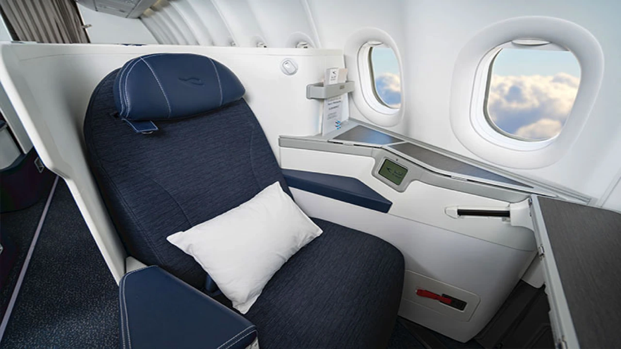 Kuwait Airways business class seat