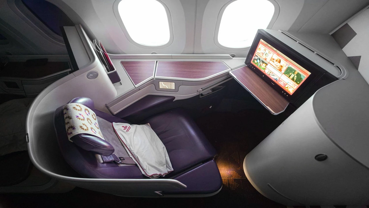 Royal Air Maroc business class seat