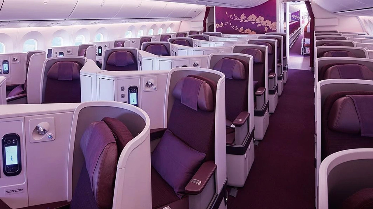 Thai Airways vs Malaysia Airlines business class cabin detail