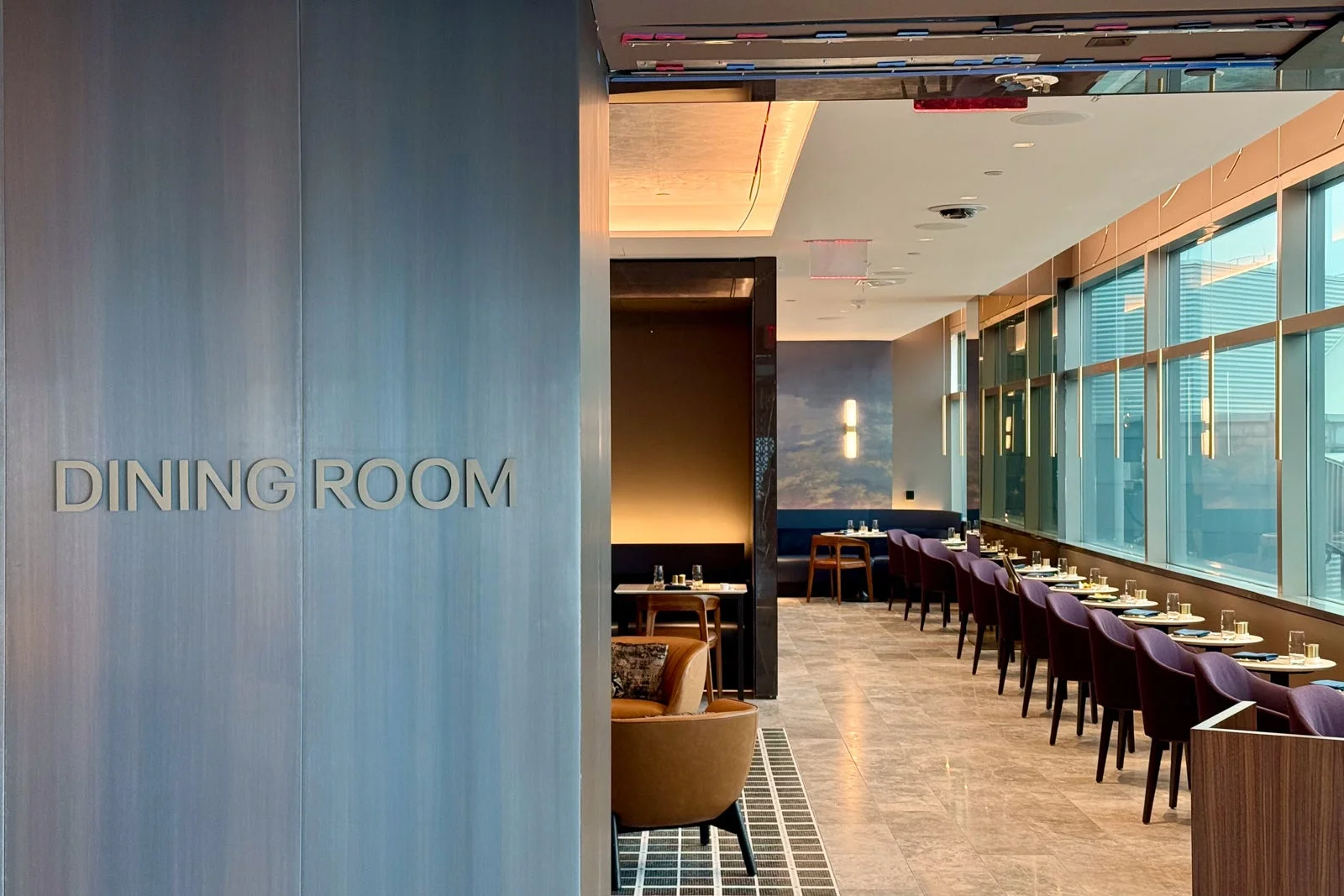 The Polaris Lounge at Chicago O'Hare sets the standard for domestic pre-flight dining.